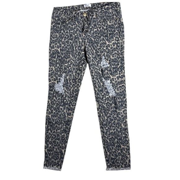 ⭐️HOST PICK⭐️Easel distressed leopard print straight leg jeans size Small - Picture 1 of 6
